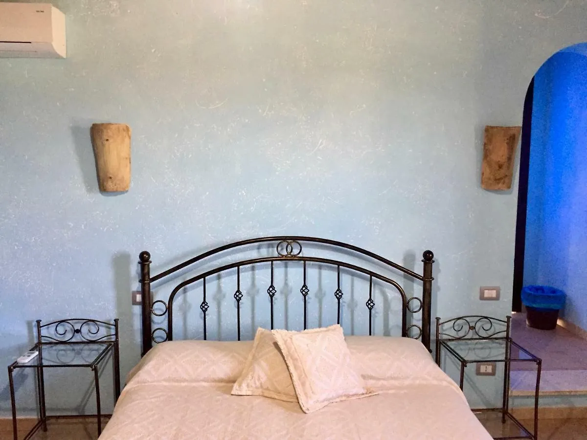 I Carrubi Pension San Priamo
