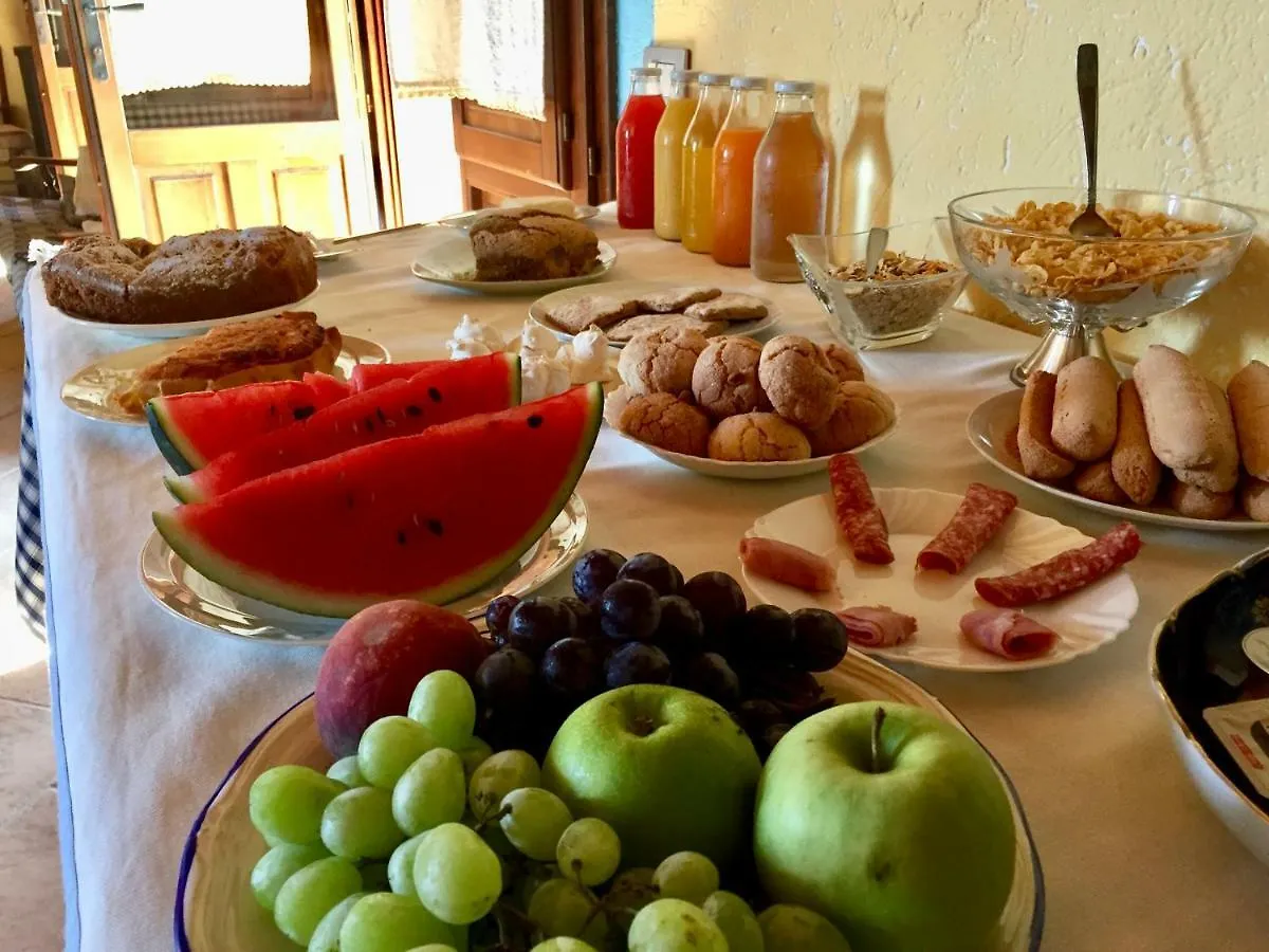 Landhuis I Carrubi Pension San Priamo
